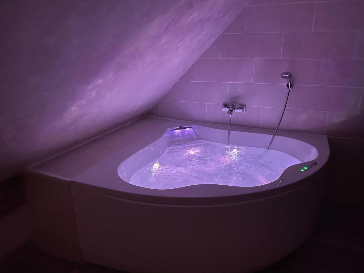 Le Nid D'Amour 2Pers / Wifi / Sauna Houssen Екстер'єр фото